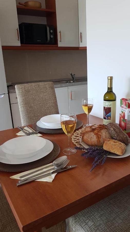 Apartman Nicol Ližnjan Eksteriør bilde